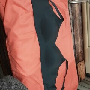 Oeak Seamless Black Comfort Bra - Women's Intimates